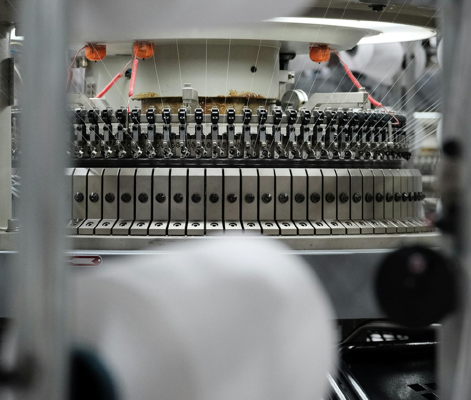 Más allá de la máquina: qué hay que tener en cuenta al elegir un proveedor de maquinaria textil